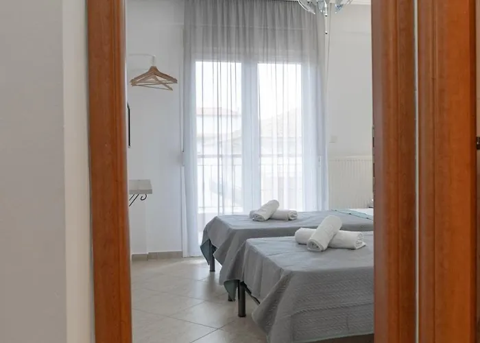 Sissy By Kottas * Nea Kallikrateia