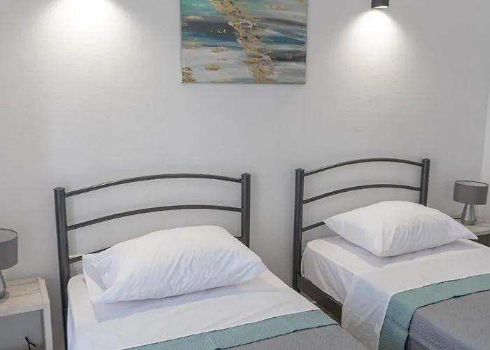 Sissy By Kottas Nea Kallikrateia